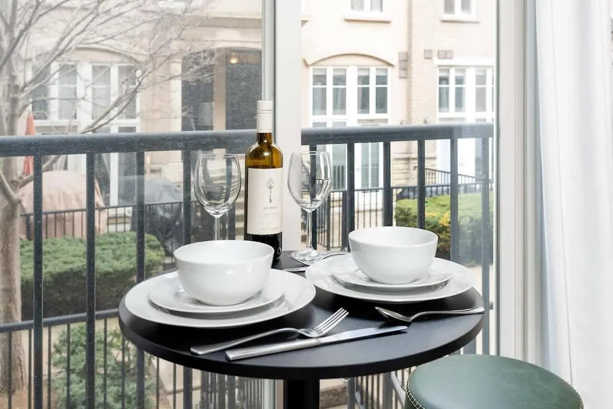 All inclusive Townhome Apartment in Amazing Location Toronto Canada